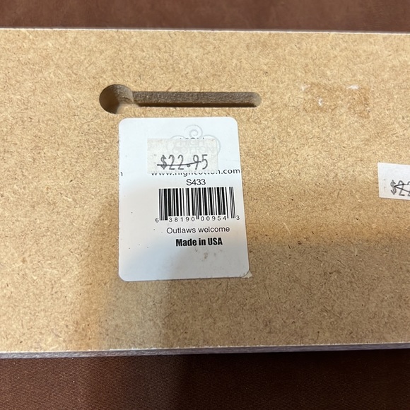 Outlaws Welcome In-laws By Appt - USA Made Sign - Picture 2 of 4